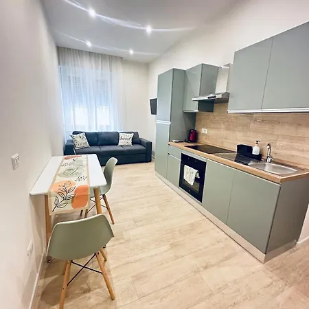 Apartment Bold 2 *
